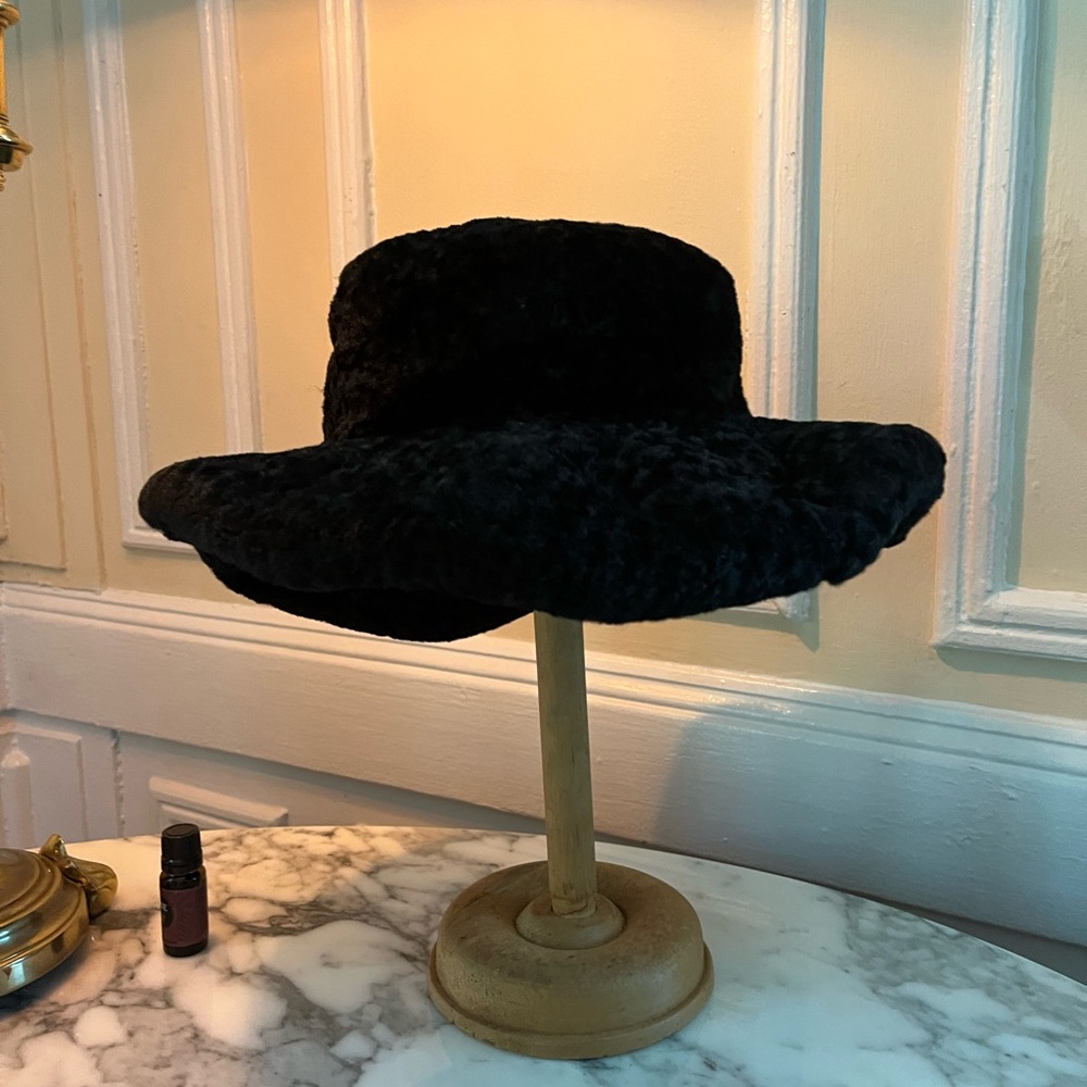 Fabulous Furs Black Faux Fur Hat